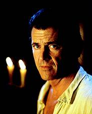 {Mel Gibson}